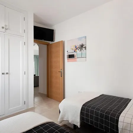 La Estrella I Playa Honda (Lanzarote)